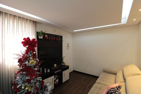 Sala de apartamento para alugar com 2 quartos, 45m² em Serrano, Belo Horizonte