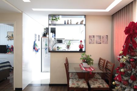 Sala de apartamento para alugar com 2 quartos, 45m² em Serrano, Belo Horizonte