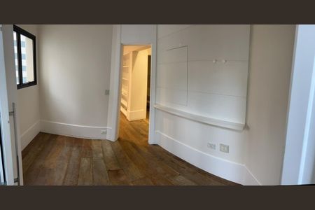 Apartamento à venda com 3 quartos, 220m² em Itaim Bibi, São Paulo