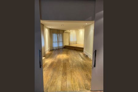 Apartamento à venda com 3 quartos, 220m² em Itaim Bibi, São Paulo