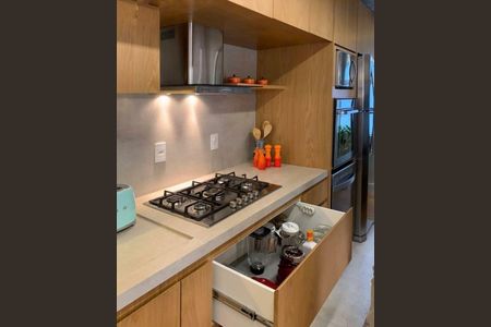 Apartamento à venda com 2 quartos, 105m² em Sumaré, São Paulo