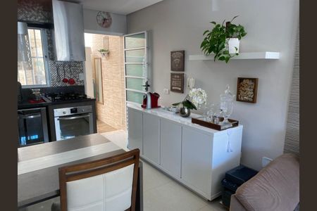 Casa de condomínio à venda com 83m², 2 quartos e 2 vagas