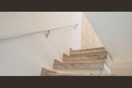 Casa de condomínio à venda com 83m², 2 quartos e 2 vagas