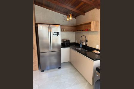 Foto 07 de casa à venda com 3 quartos, 84m² em Humaitá, Porto Alegre