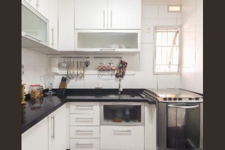 Apartamento à venda com 74m², 3 quartos e 1 vaga Apartamento à venda com 74m², 3 quartos e 1 vagaFoto 02