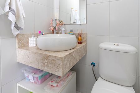 Apartamento à venda com 64m², 2 quartos e 1 vagaBanheiro da Suíte