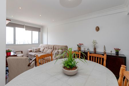 Apartamento à venda com 64m², 2 quartos e 1 vagaSala