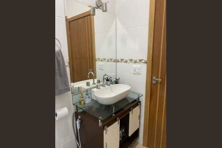 Casa à venda com 130m², 3 quartos e 2 vagas