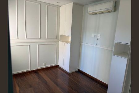 Apartamento à venda com 3 quartos, 129m² em Paraíso do Morumbi, São Paulo