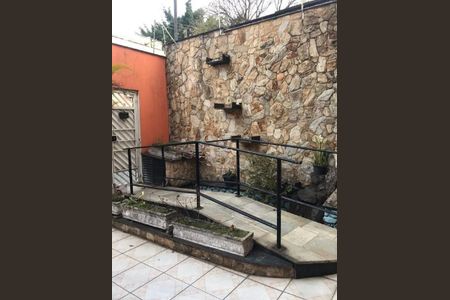 Casa à venda com 203m², 5 quartos e 5 vagas