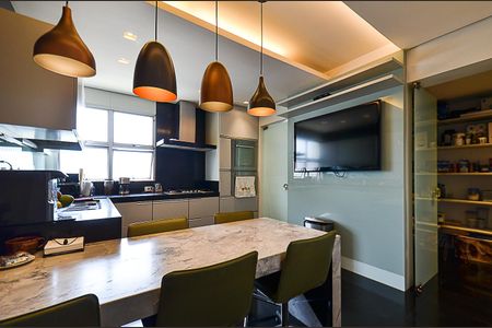 Apartamento à venda com 600m², 5 quartos e 4 vagas Apartamento à venda com 600m², 5 quartos e 4 vagasCozinha