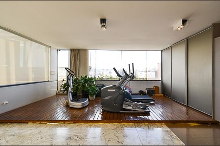 Apartamento à venda com 600m², 5 quartos e 4 vagas Apartamento à venda com 600m², 5 quartos e 4 vagasCobertura Academiia