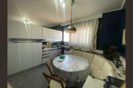 Apartamento à venda com 200m², 4 quartos e 5 vagas