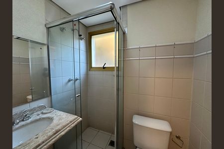 Banheiro Social de apartamento para alugar com 3 quartos, 107m² em Alphaville Industrial, Barueri