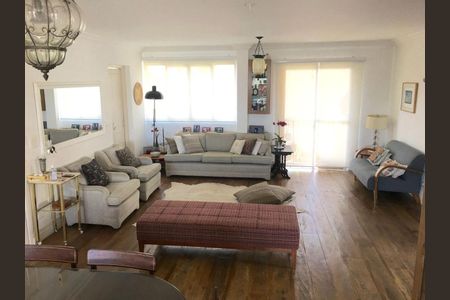 Apartamento à venda com 62m², 2 quartos e 1 vagaFoto 01