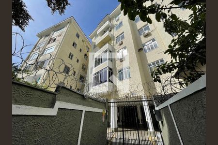 Apartamento para alugar com 100m², 3 quartos e 1 vaga Apartamento para alugar com 100m², 3 quartos e 1 vagaFachada