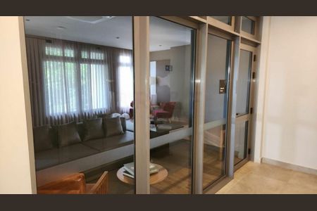 Apartamento à venda com 1 quarto, 25m² em Santo Amaro, São Paulo