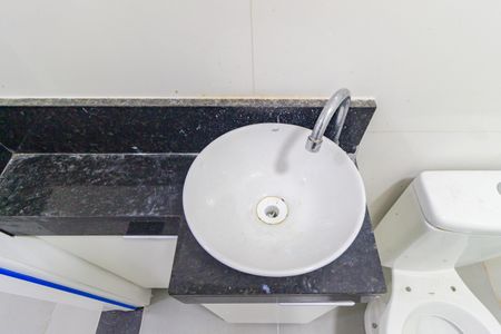 Apartamento para alugar com 50m², 2 quartos e sem vagaDetalhe - Banheiro