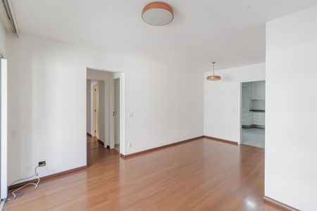 Apartamento para alugar com 104m², 4 quartos e 2 vagasSala