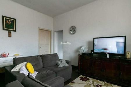 Casa à venda com 3 quartos, 180m² em Vila Carrão, São Paulo