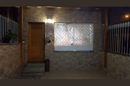 Casa à venda com 3 quartos, 160m² em Vila Bertioga, São Paulo