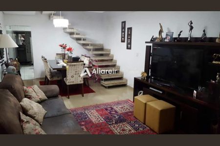 Casa à venda com 3 quartos, 160m² em Vila Bertioga, São Paulo