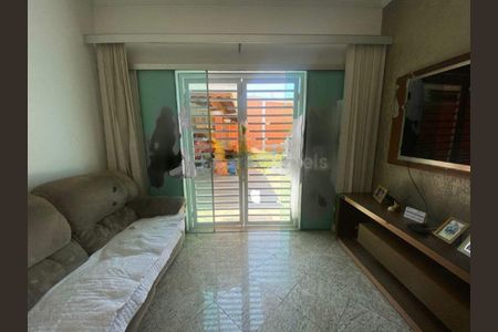 Casa à venda com 3 quartos, 370m² em Vila Oratorio, São Paulo
