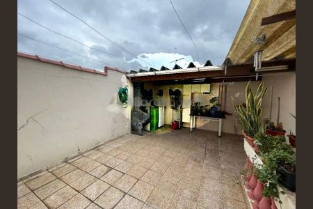 Casa à venda com 120m², 2 quartos e 2 vagas