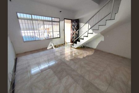 Casa à venda com 3 quartos, 126m² em Jardim Piqueroby, São Paulo