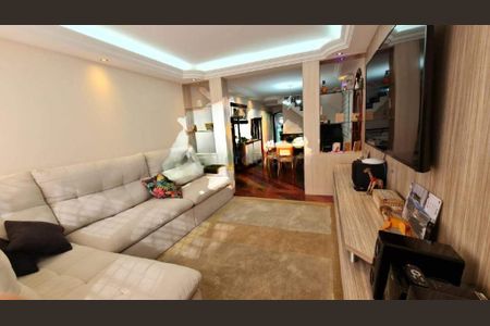 Casa à venda com 4 quartos, 300m² em Vila Costa Melo, São Paulo