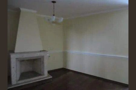 Casa à venda com 3 quartos, 354m² em Vila Bertioga, São Paulo