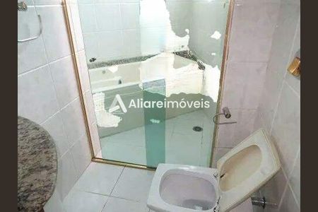 Casa à venda com 3 quartos, 354m² em Vila Bertioga, São Paulo