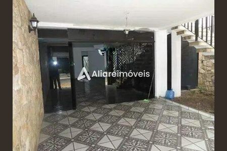 Casa à venda com 3 quartos, 354m² em Vila Bertioga, São Paulo