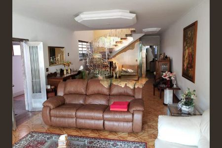 Casa à venda com 3 quartos, 407m² em Água Rasa, São Paulo