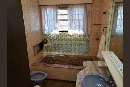 Casa à venda com 3 quartos, 407m² em Água Rasa, São Paulo