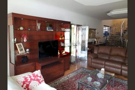 Casa à venda com 3 quartos, 407m² em Água Rasa, São Paulo