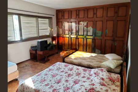 Casa à venda com 3 quartos, 407m² em Água Rasa, São Paulo