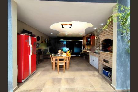 Casa à venda com 3 quartos, 218m² em Tatuapé, São Paulo