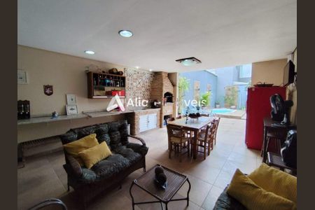 Casa à venda com 3 quartos, 218m² em Tatuapé, São Paulo