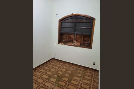 Casa à venda com 3 quartos, 180m² em Parque São Lucas, São Paulo