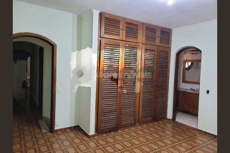 Casa à venda com 3 quartos, 180m² em Parque São Lucas, São Paulo