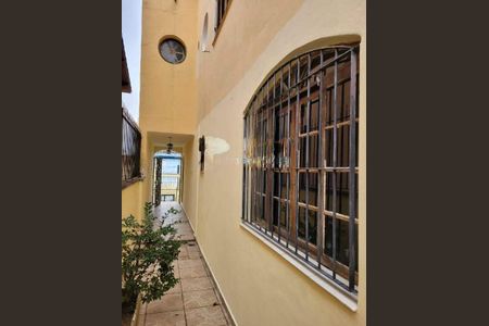 Casa à venda com 180m², 3 quartos e 4 vagas