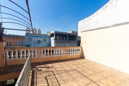 Sacada de casa à venda com 3 quartos, 180m² em Parque São Lucas, São Paulo
