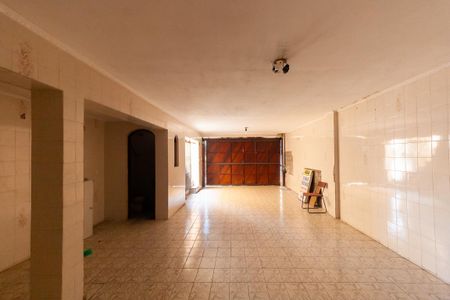 Garagem de casa à venda com 3 quartos, 180m² em Parque São Lucas, São Paulo