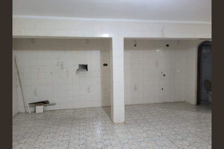 Casa à venda com 180m², 3 quartos e 4 vagas