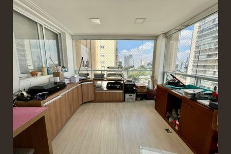 Apartamento à venda com 184m², 4 quartos e 3 vagas