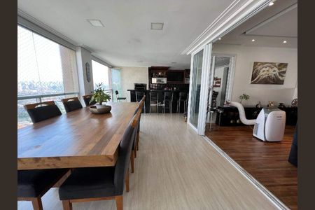 Apartamento à venda com 184m², 4 quartos e 3 vagas