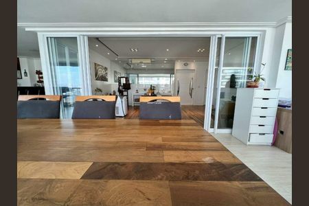 Apartamento à venda com 184m², 4 quartos e 3 vagas