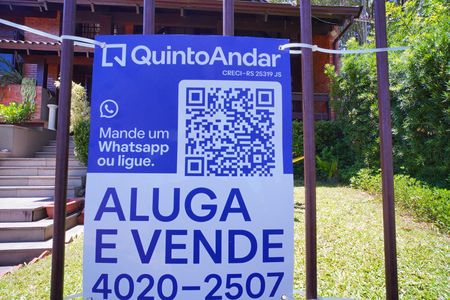 Casa para alugar com 330m², 5 quartos e 5 vagasPlaquinha 