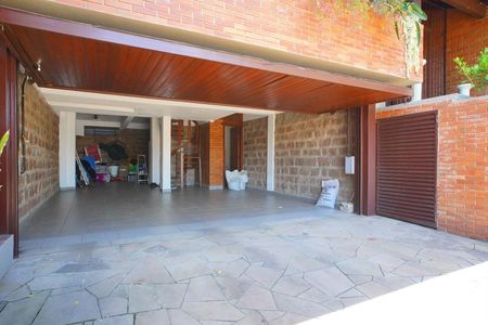 Casa para alugar com 330m², 5 quartos e 5 vagasGaragem 